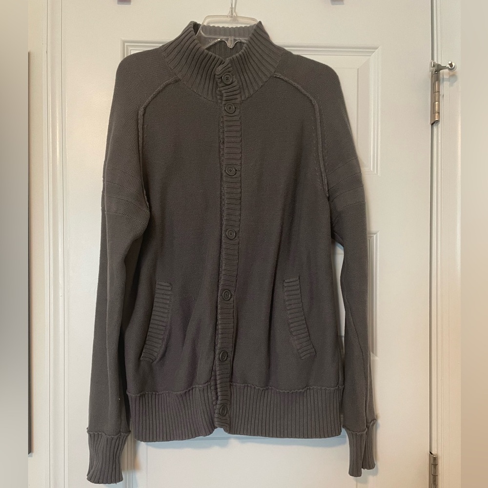 EUC “GAP” Men’s Gray Button Down Cardigan 100% Cotton, Sz Med, Machine Wash Cold